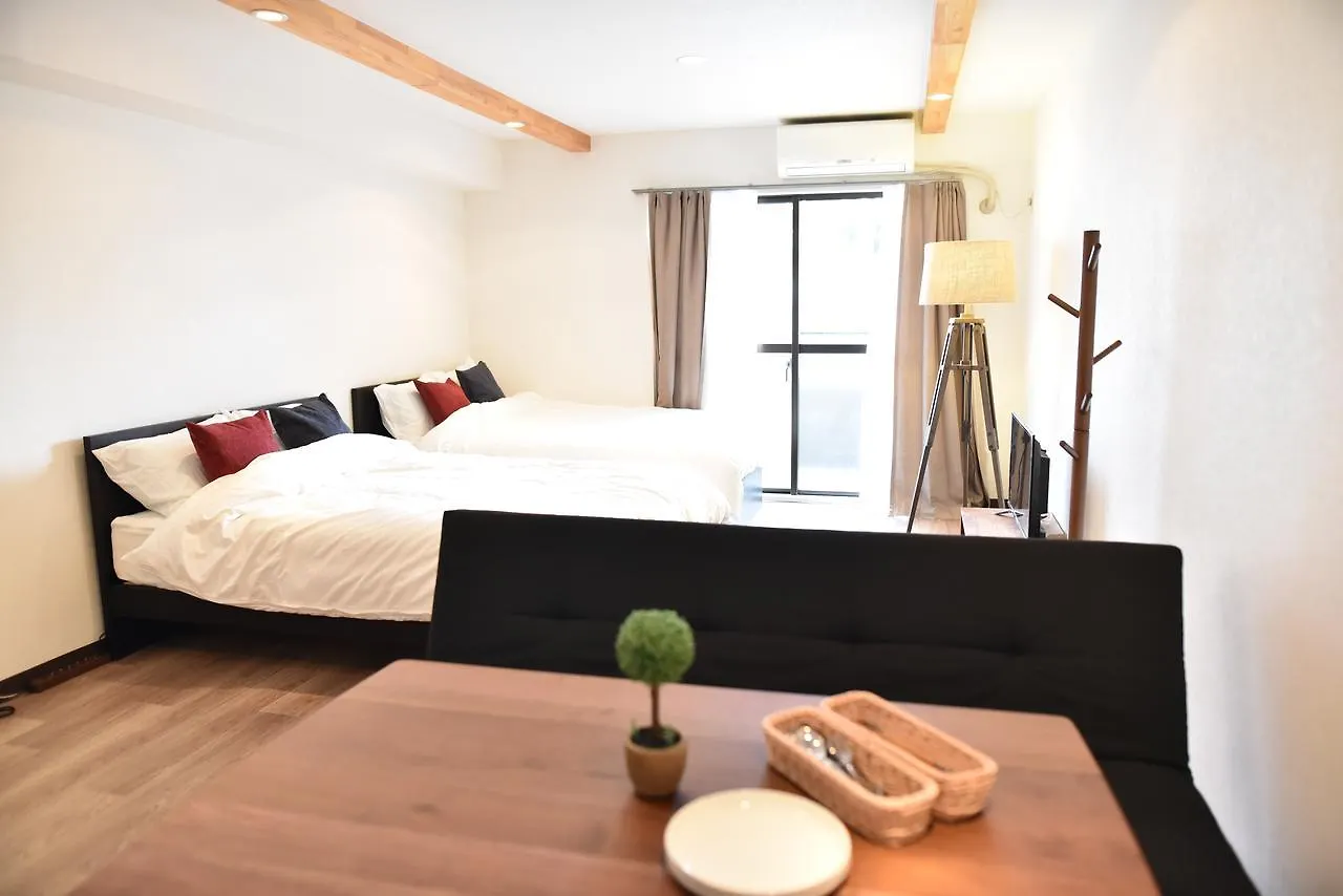 אוסקה Guest House 168 דירה