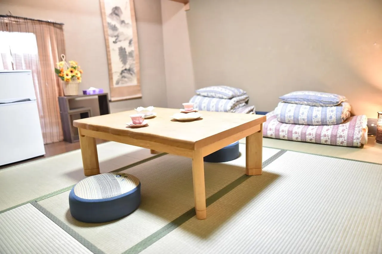 Guest House 168 Osaka Apartment